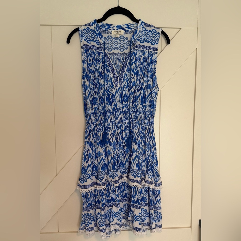Umgee Blue and White Patterned mini dress